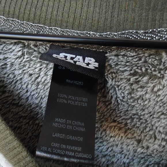 Star Wars Cozy Baby Yoda Grogu Pullover Sweater Green White Mandalorian Festive - Picture 4 of 4